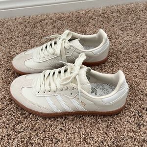 Adidas Samba men’s size 5.5/ women’s size 7